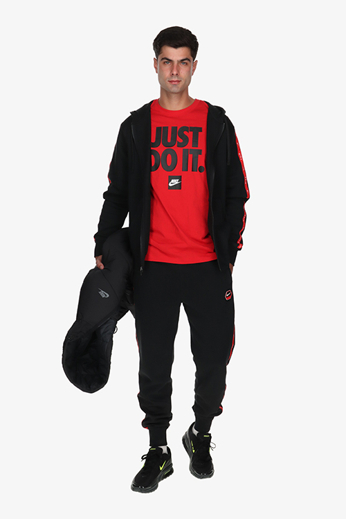 <br><center><big><b>Nike Lifestyle</b></big></center></br>