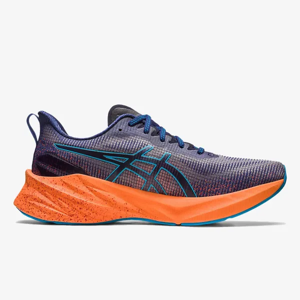 ASICS Novablast 3 