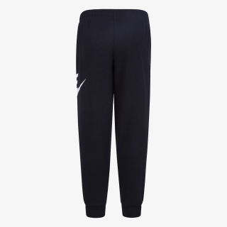 Nike Sportswear Club 
