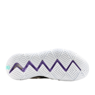 Nike KYRIE 4 