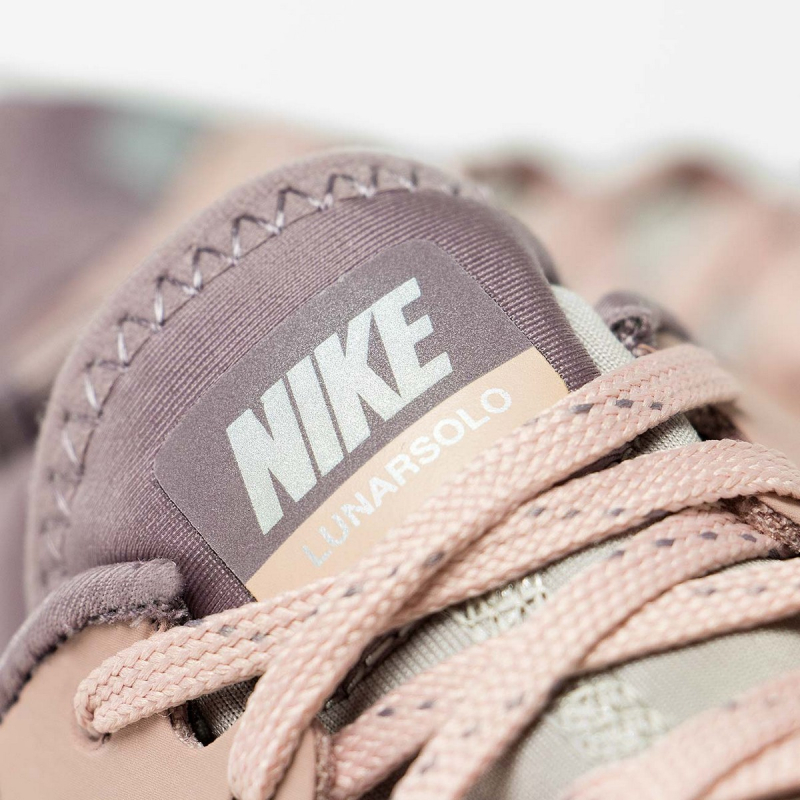 wmns nike lunarsolo