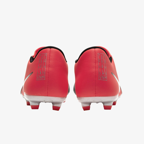 Nike PHANTOM VENOM CLUB FG 