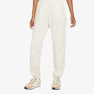 Nike Sportswear Essential Collection 