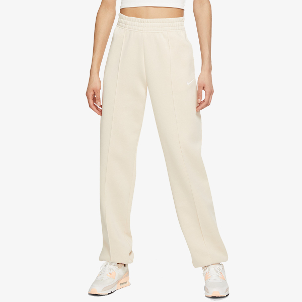 Nike Sportswear Essential Collection 