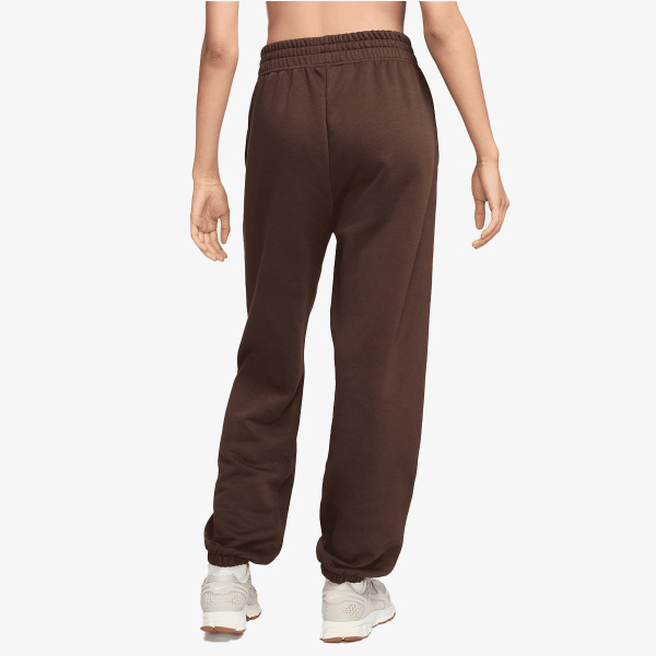 Nike Sportswear Essential Collection 