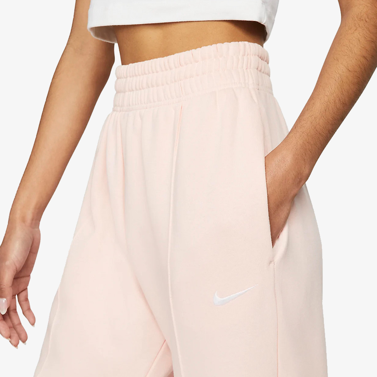 Nike Sportswear 