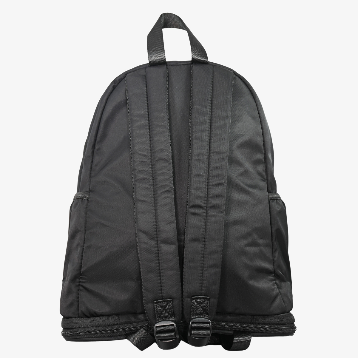 Champion Monochtome 
