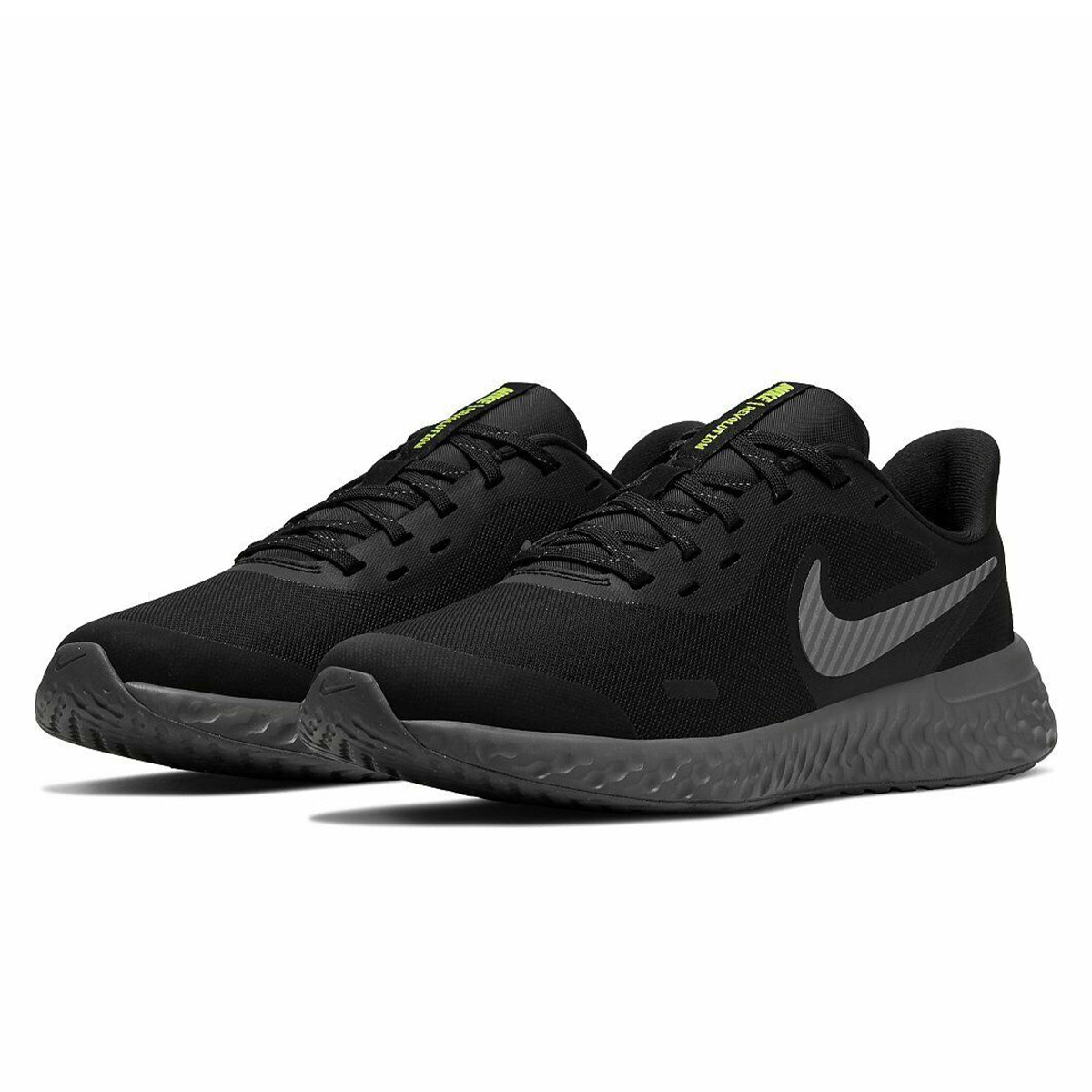 sport vision nike revolution 5