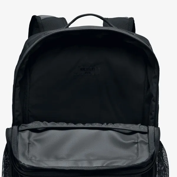 NIKE Utility Speed Graphic 