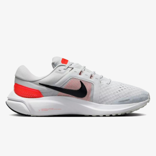 NIKE Vomero 16 