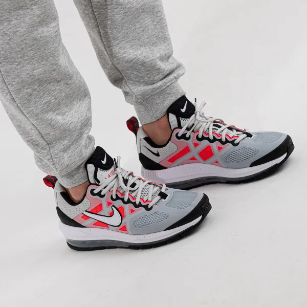 NIKE Air Max Genome 