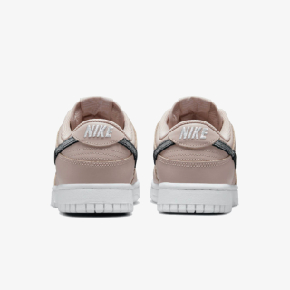 Nike Dunk Low SE 