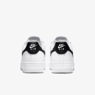 Nike Air Force 1 '07 