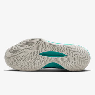 NIKE Precision 6 