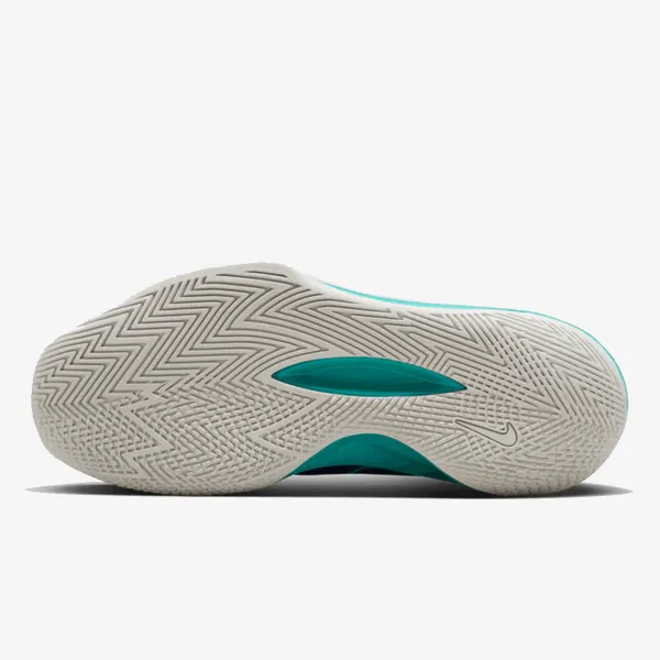 NIKE Precision 6 