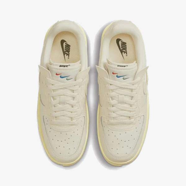 Nike W AIR FORCE 1 FONTANKA 