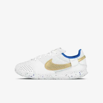 NIKE Streetgato 