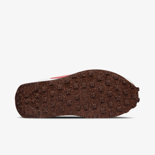 Nike DBREAK M272 