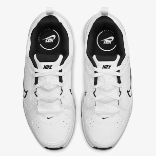 NIKE Defy All Day 