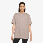 Nike Sportswear Essentials 