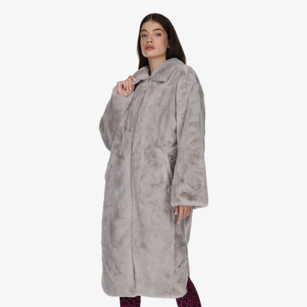 Nike Sportswear Plush 