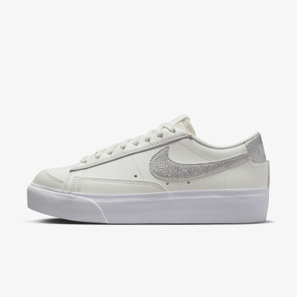 Nike Blazer Low Platform 