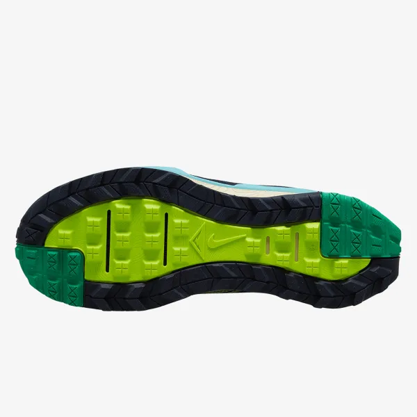 NIKE Wildhorse 8 