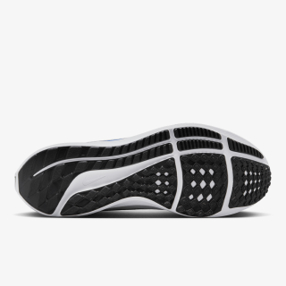 NIKE Air Zoom Pegasus 40 