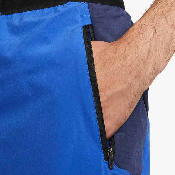 NIKE Dri-FIT 