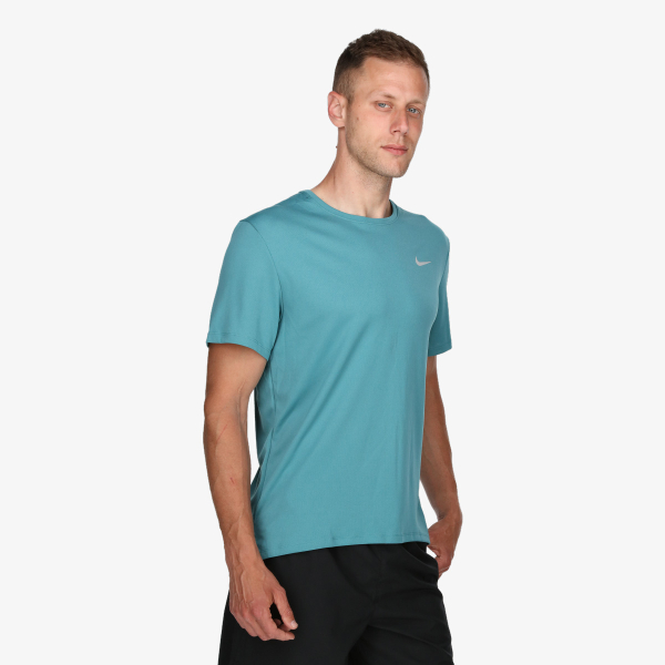 Dri-Fit UV Miler 