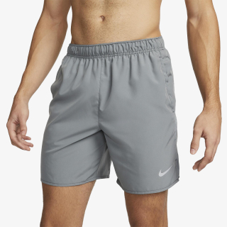 NIKE Dri-FIT Challenger 