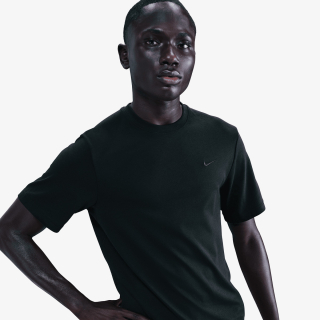 Nike Dri-FIT Primary 