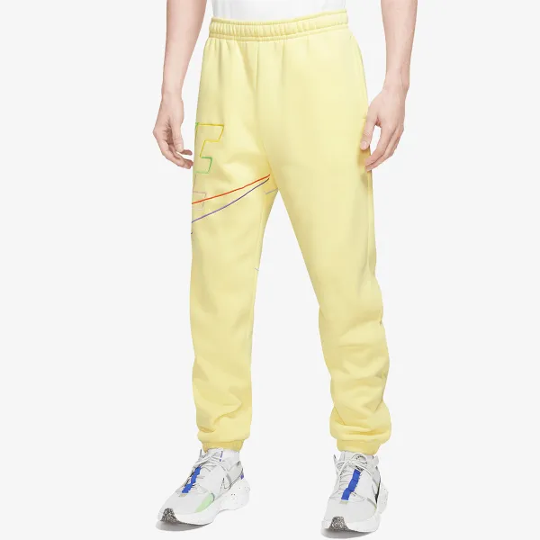 NIKE Club Fleece+ 