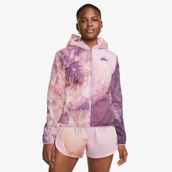 NIKE Repel 