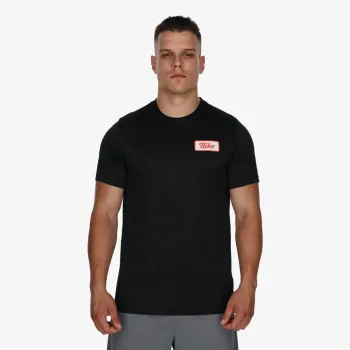 NIKE Body Shop 2 