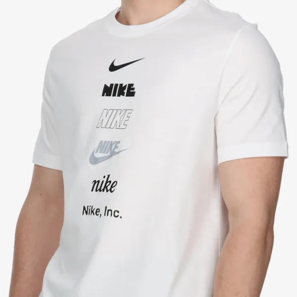 NIKE Sportswear 