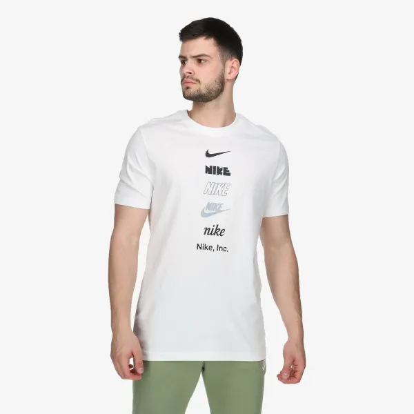 NIKE Sportswear 
