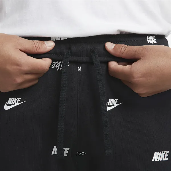 NIKE Club Fleece+ 