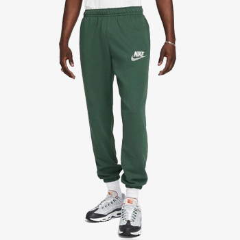 NIKE Club Fleece+ 