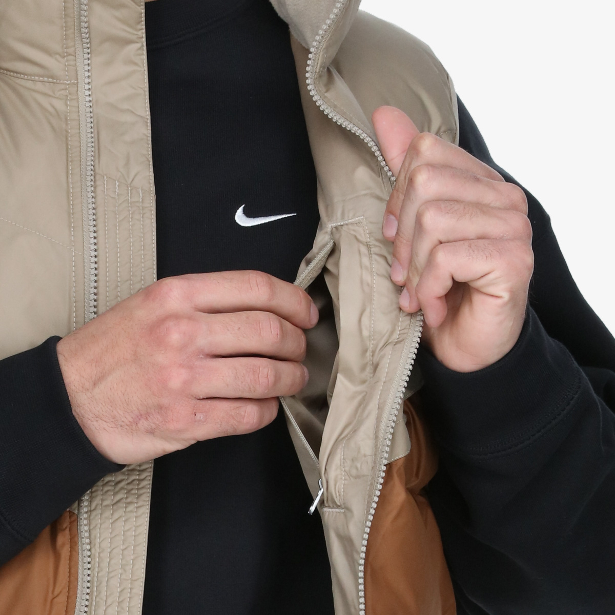 Nike Nike Storm-FIT Windrunner 