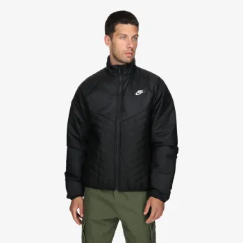 NIKE Storm-FIT 