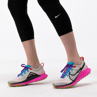 NIKE W REACT PEGASUS TRAIL 4 GO 
