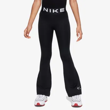 NIKE Air Essential 
