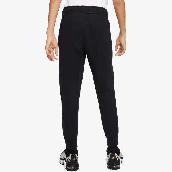 NIKE Tech Fleece 