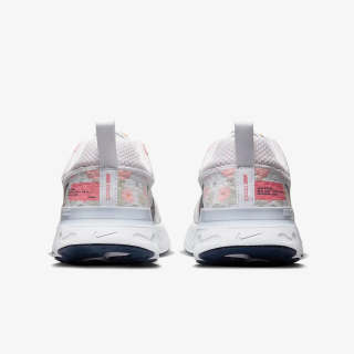 Nike W REACT INFINITY RUN FK 3 PRM 