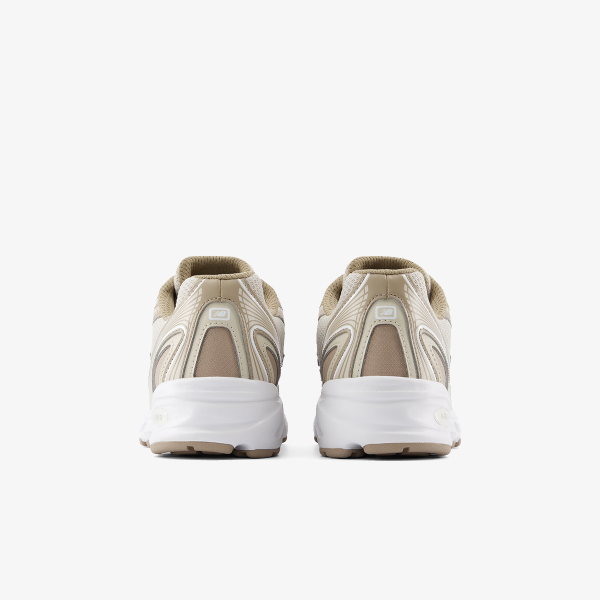 New Balance K 740 