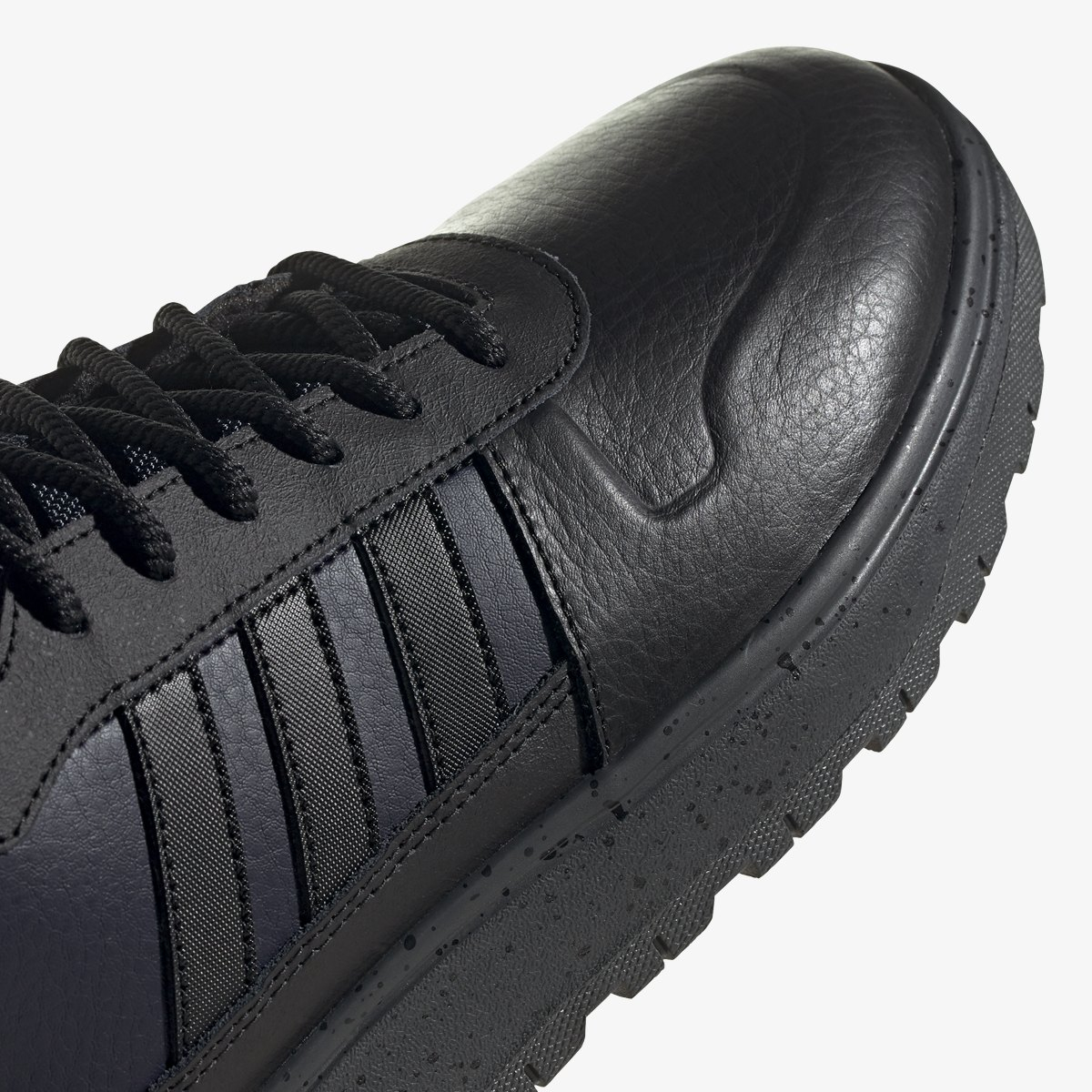 adidas Frozetic 