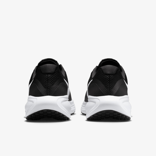 Nike NIKE REVOLUTION 8 