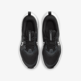 Nike Cosmic Runner 