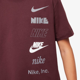 Nike Sportswear 